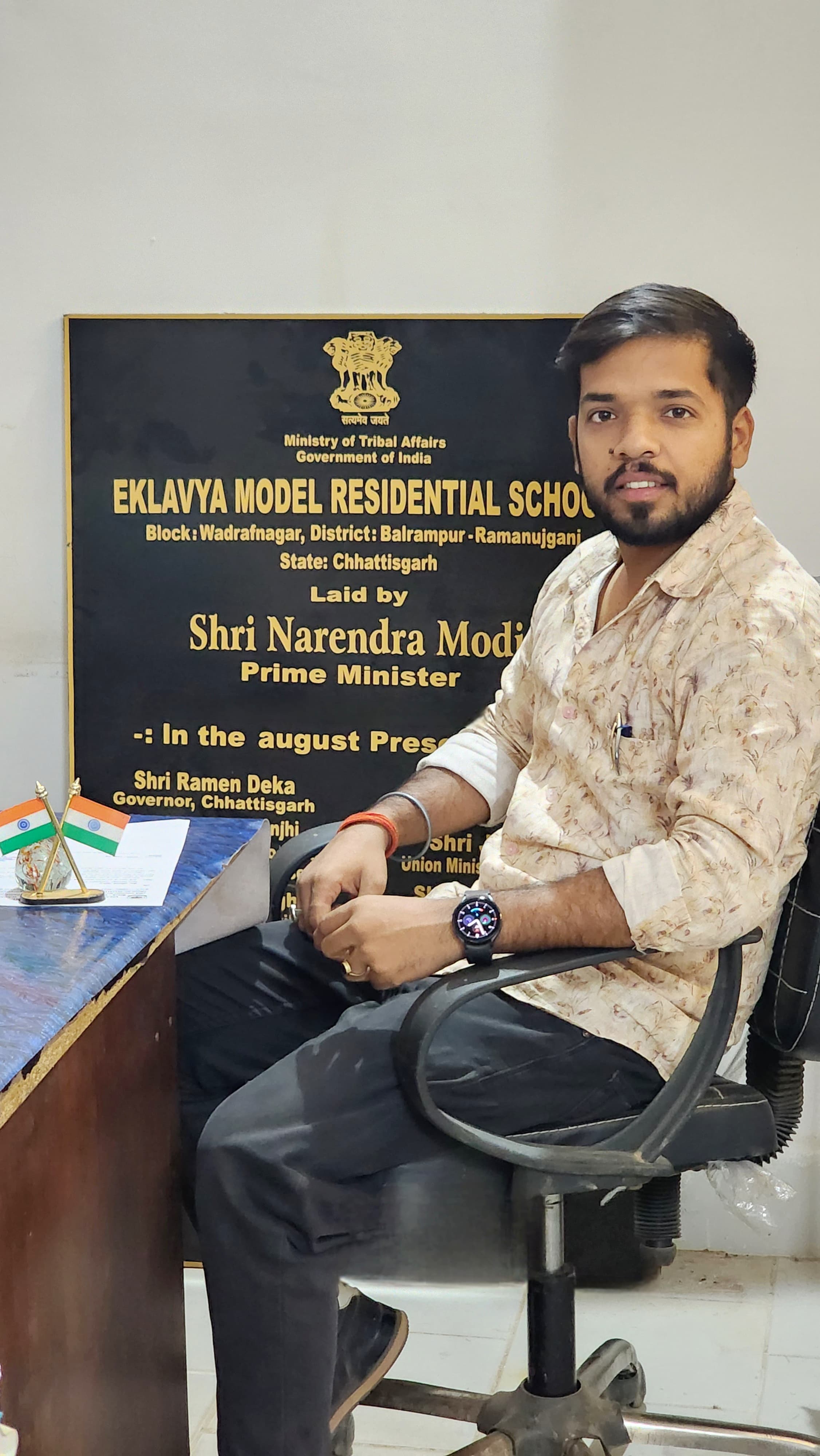MR. JITESH PANDEY